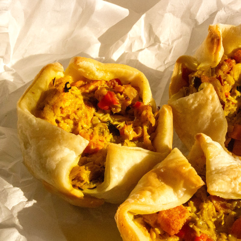 Gluten-Free Yellow Curry Chicken Pot Pie Muffins